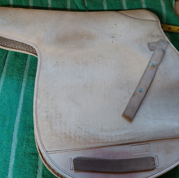 Ulster Int'l English Saddle Pad Horse Germany Padded Contour 20" White Hose Off - Picture 1 of 5
